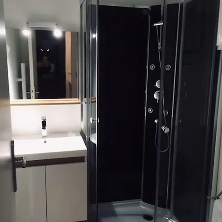 Le Binome Apartment *